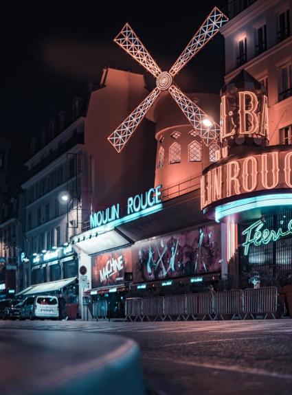 Have fun at the Moulin Rouge in Paris